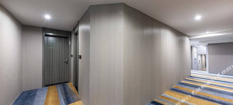 吉楚酒店(容城镇监利一中店)图片