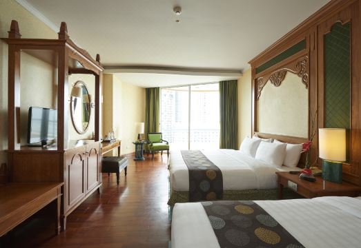 Long Beach Garden Hotel & Pavilions Hotel Overview