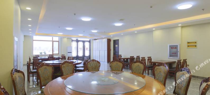 方正金色湖缤酒店(高铁站店)图片