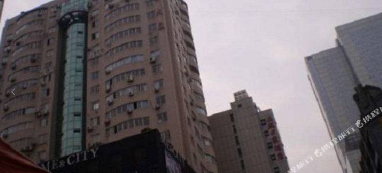 成都春熙路星座小屋图片