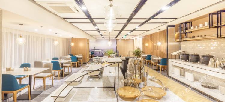 日照安泰广场亚朵酒店图片