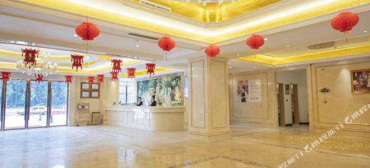 维也纳酒店(三江鼓楼鸟巢集散中心店)图片