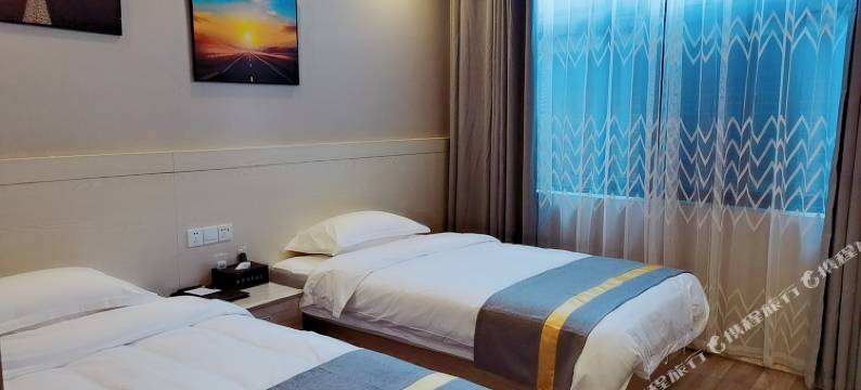 弥勒黔贵酒店(湖泉生态园店)图片