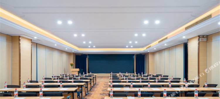 维也纳酒店(淮南政务中心高铁南站店)图片