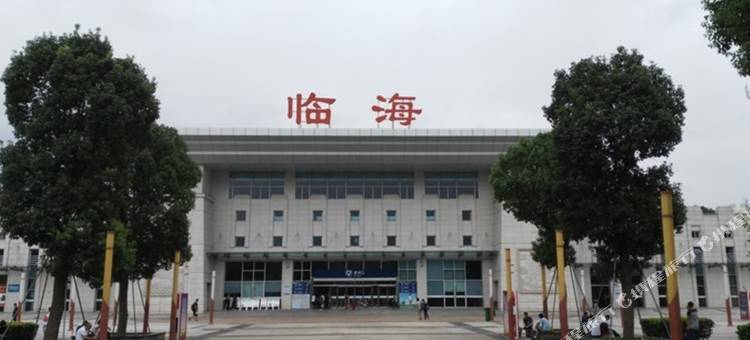 云上四季酒店(临海银泰城店)图片