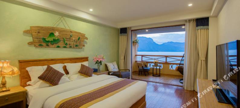 泸沽湖悦湖精品酒店图片