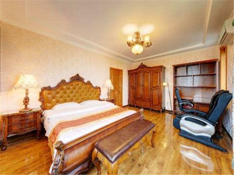 青岛别墅~游艇(天泰迎宾路分店)