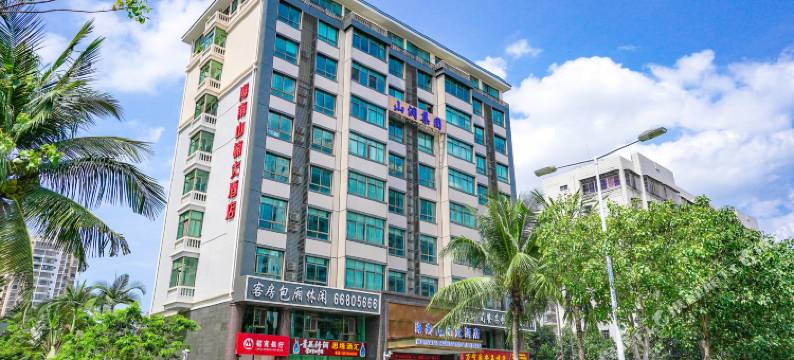 山楠大酒店(海口龙湖光年城西站店)图片