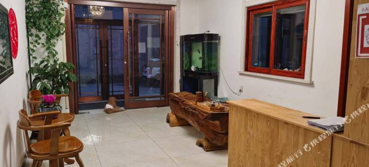 和龙虹叶宾馆图片