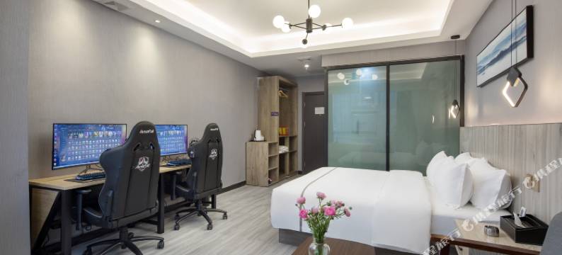 E+电竞酒店(长沙万家丽广场店)图片
