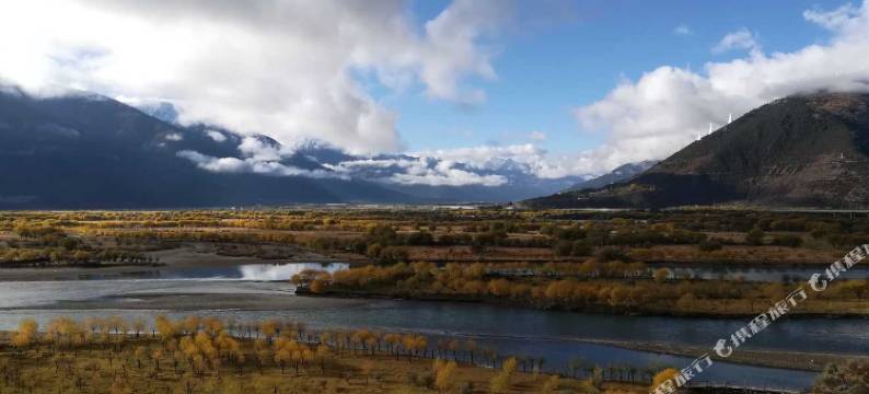 林芝勃勃朗冰川酒店(比日神山店)图片