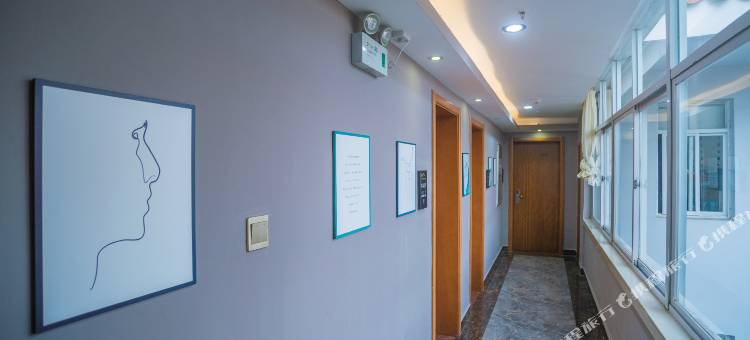 格莱登智慧酒店(海口友谊阳光城店)图片