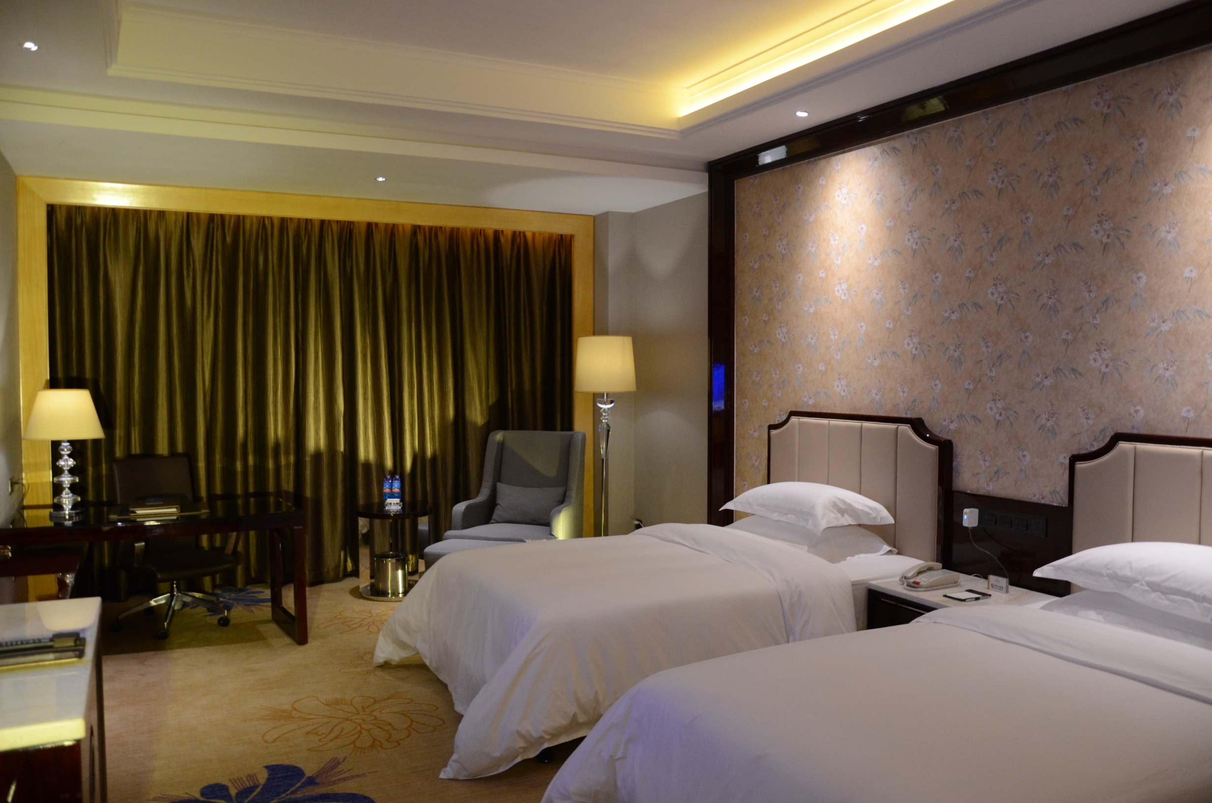 Grand Honor HotelOver view