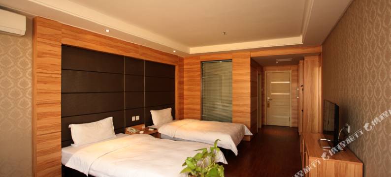 昊诚商务酒店(鞍山火车站店)图片