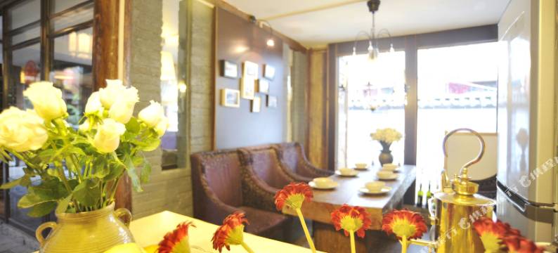 博雅居客栈休闲度假民宿(丽江古城四方街店)图片