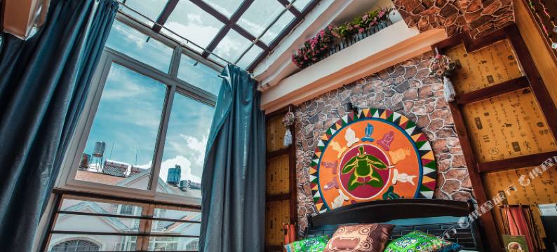 云南18民族风客栈(福泽苑别墅昆明火车站店)图片