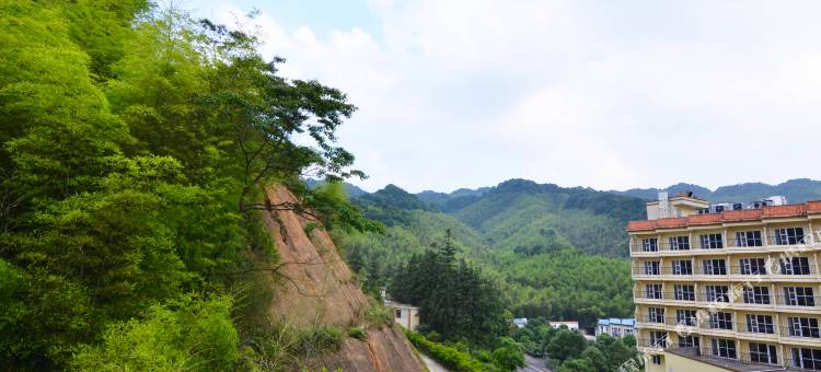 龙门南昆山碧水湾山庄图片