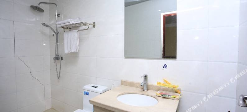 重庆禾圣元酒店(重庆西站店)图片