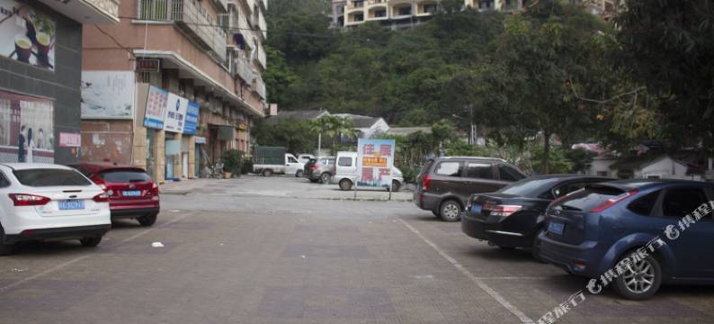 斗门白藤山宾馆(白藤头海鲜街市场店)图片