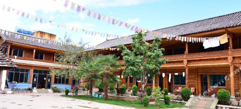 泸沽湖一品居客栈图片