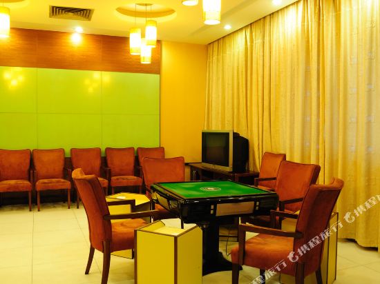 开平凯旋门酒店