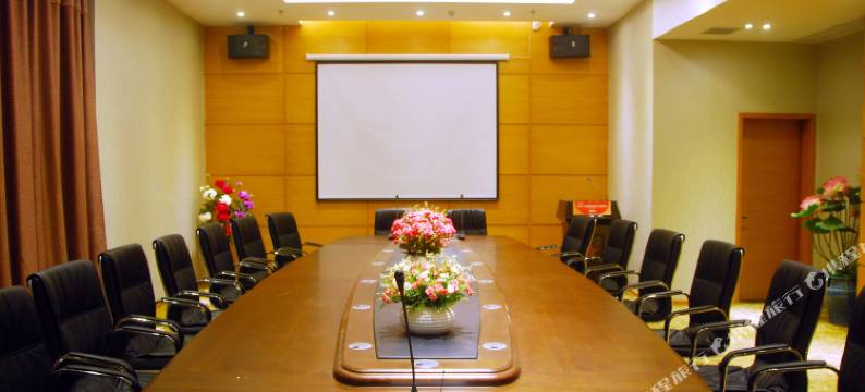 榕江天禧豪都大酒店(村超足球场店)图片