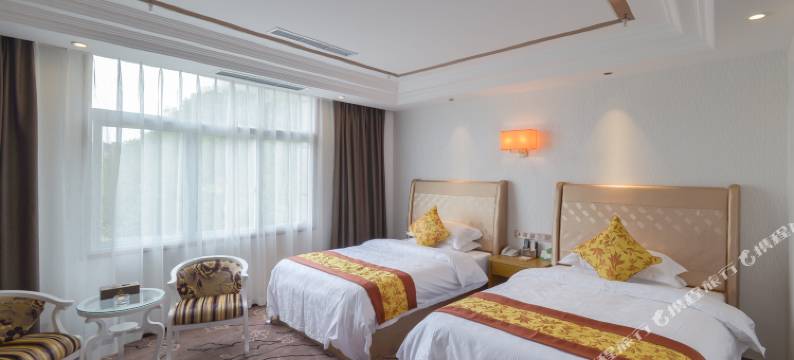 御泉大酒店(黄果树瀑布风景区店)图片