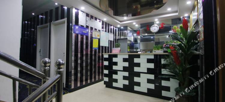 特星宾馆(江湾镇地铁站店)图片