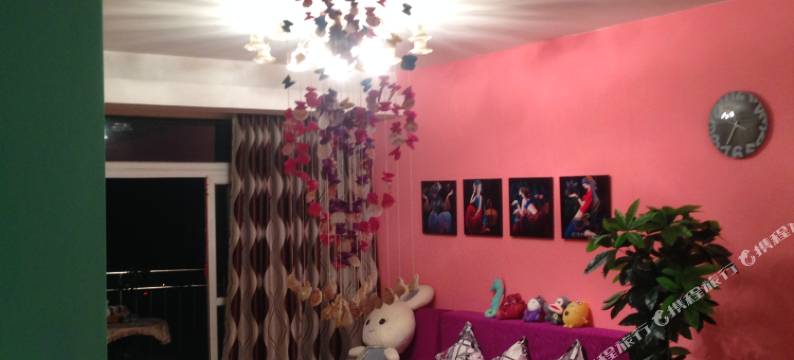 不穿秋裤的艺术青年旅舍(重庆解放碑中心店)图片