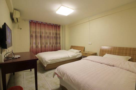 南阳乡镇企业招待所