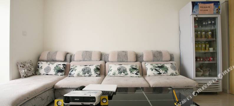 漫时光太空舱酒店(太原南站店)图片