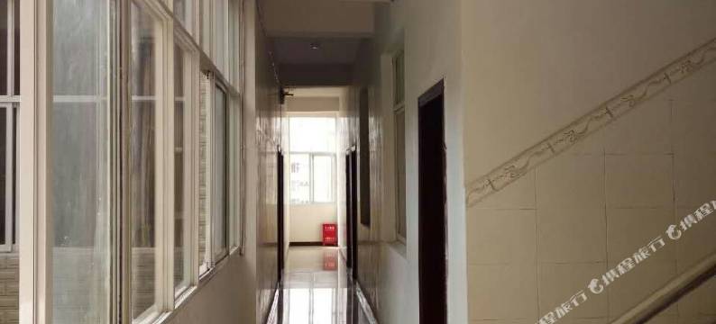 昆明鹏程酒店(昆明长水国际机场店)图片