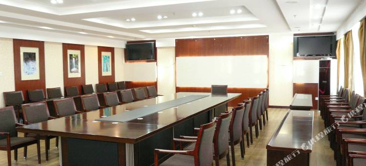 白山森工大酒店图片