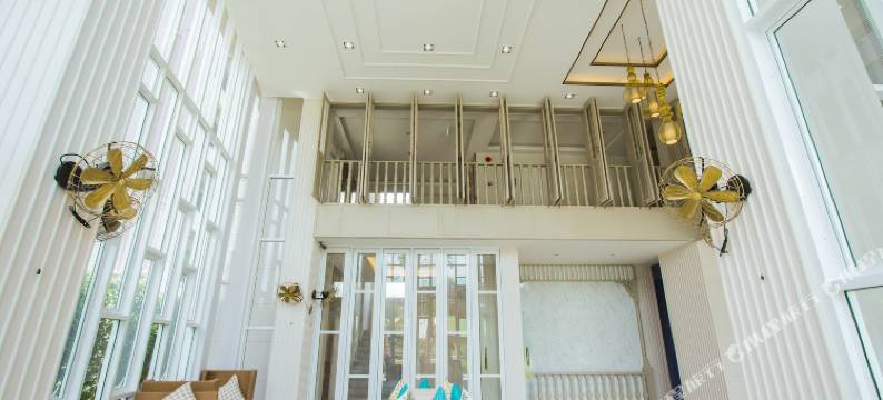 普吉岛旁布里公寓(Panphuree Residence)图片