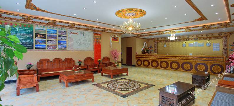 香格里拉赞布林卡大酒店图片