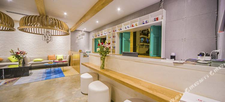 西双版纳景洪水闲山轻奢酒店(告庄星光夜市店)图片