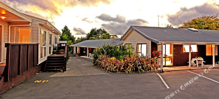 怀乌库汽车旅馆(Waiuku Lodge Motel)图片