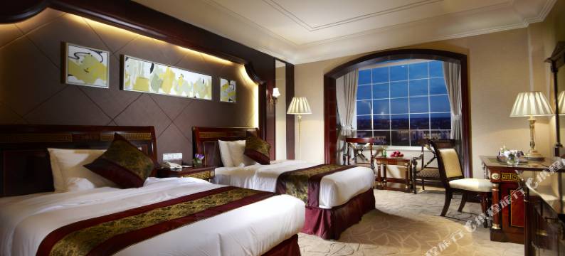 桃园山庄酒店(飞马水城景区店)图片