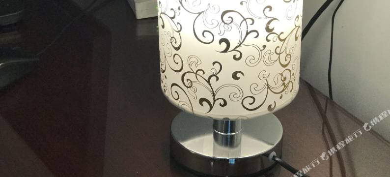 云浮新富丽宾馆(南山公园邓发纪念中学店)图片