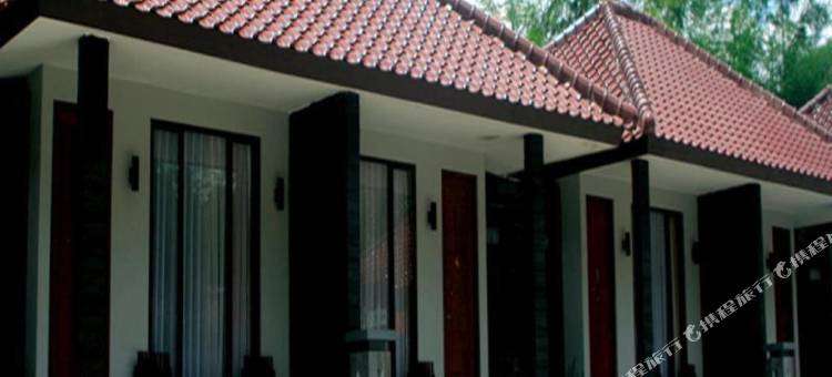 欧瓦布恩小屋(Hotel Owabong Purbalingga)图片