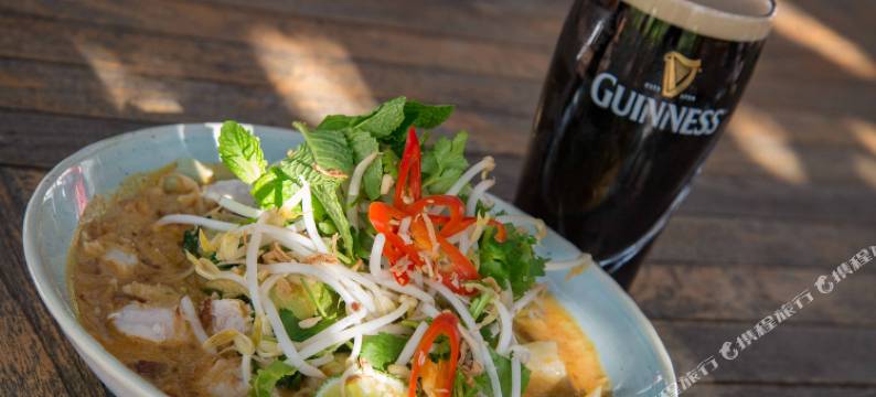 米克奥西斯酒店(Mick O'Sheas)图片