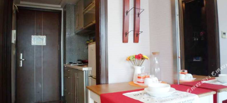 温馨舒适小家酒店式公寓(上海凯旋路店)图片