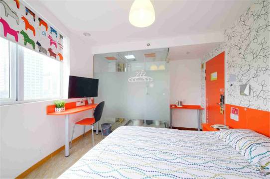 布丁酒店(杭州武林广场地铁站店)