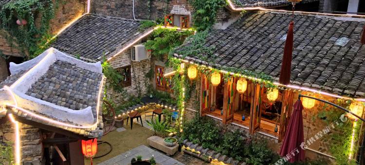 昭平黄姚伴月阁客栈图片