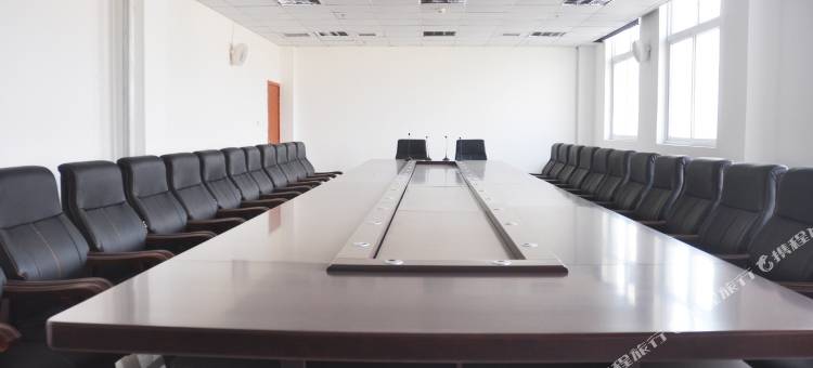 郑州华筑商务酒店(方特店)图片