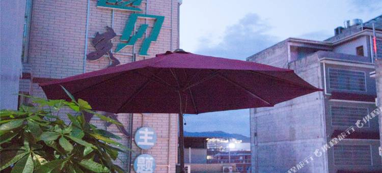 久栖·张家界山隐艺术酒店(天门山国家森林公园店)图片