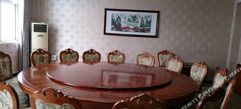 万安华云大酒店图片