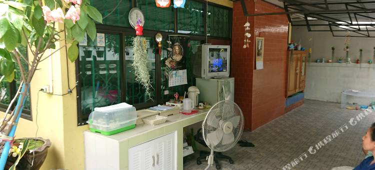 东拉克公寓(Tonrak Apartment)图片