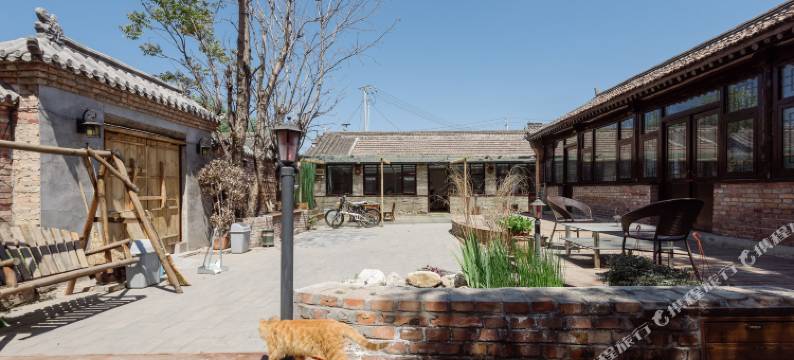 北京传统式中国建筑庭院四合院图片