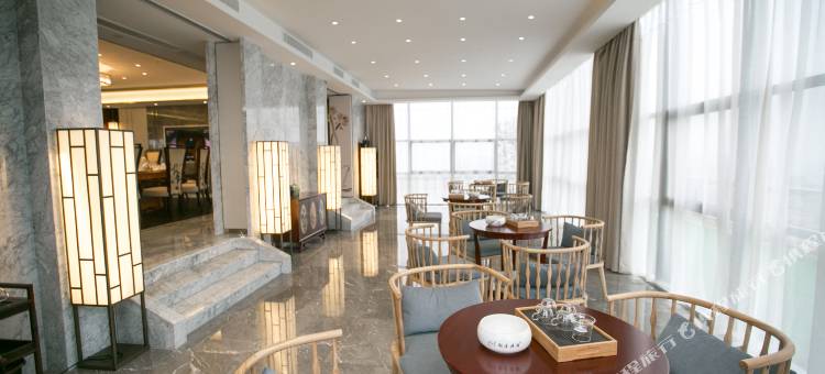 银宿酒店(南部商务区罗蒙环球乐园店)图片